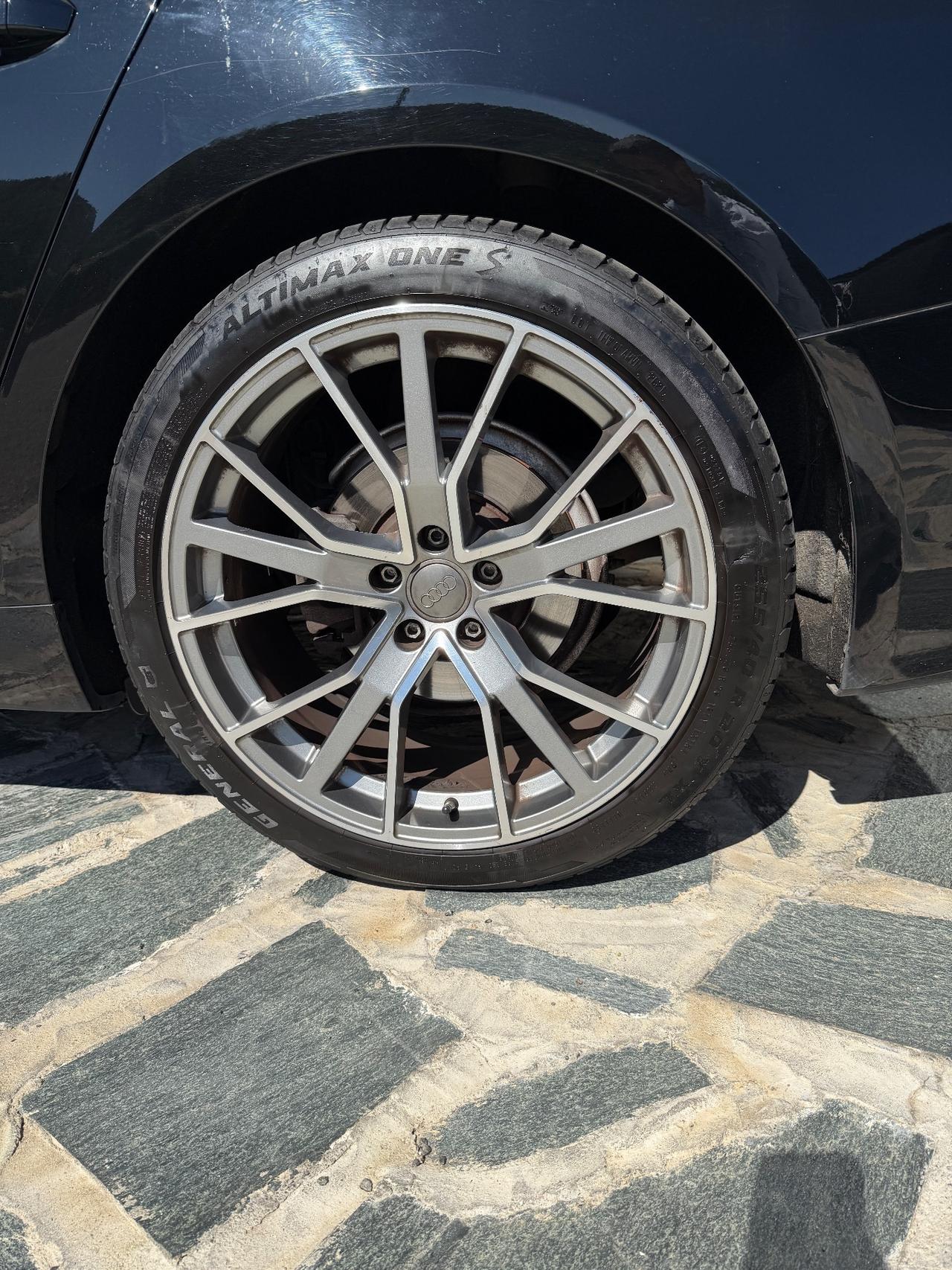 Audi A6 Avant 40 2.0 TDI S tronic Sport