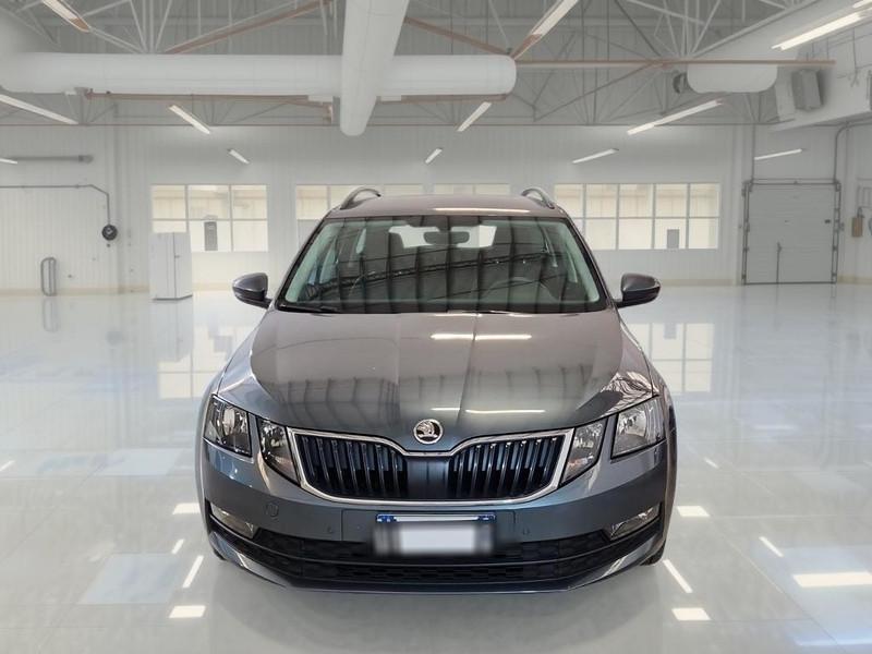 SKODA OCTAVIA WAGON 1.6 TDI EXECUTIVE