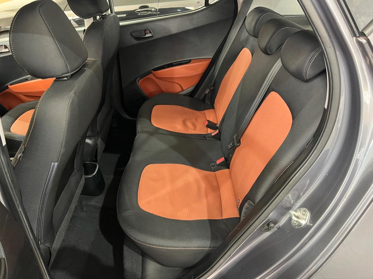 Hyundai i10 1.2 65 CV - STYLE - 2015