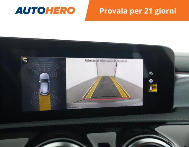 MERCEDES-BENZ A 200 d Premium