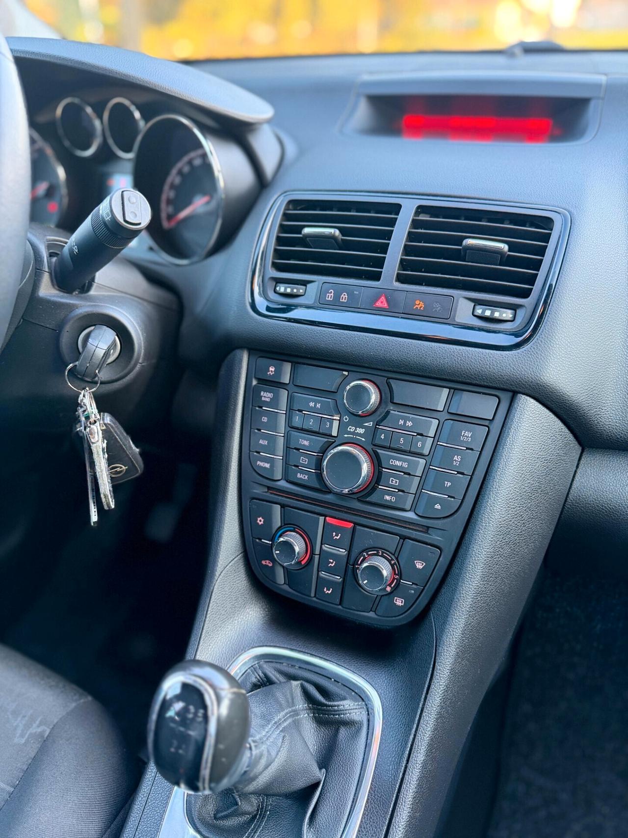 Opel Meriva 1.4 Turbo 120CV Cosmo neopatentati