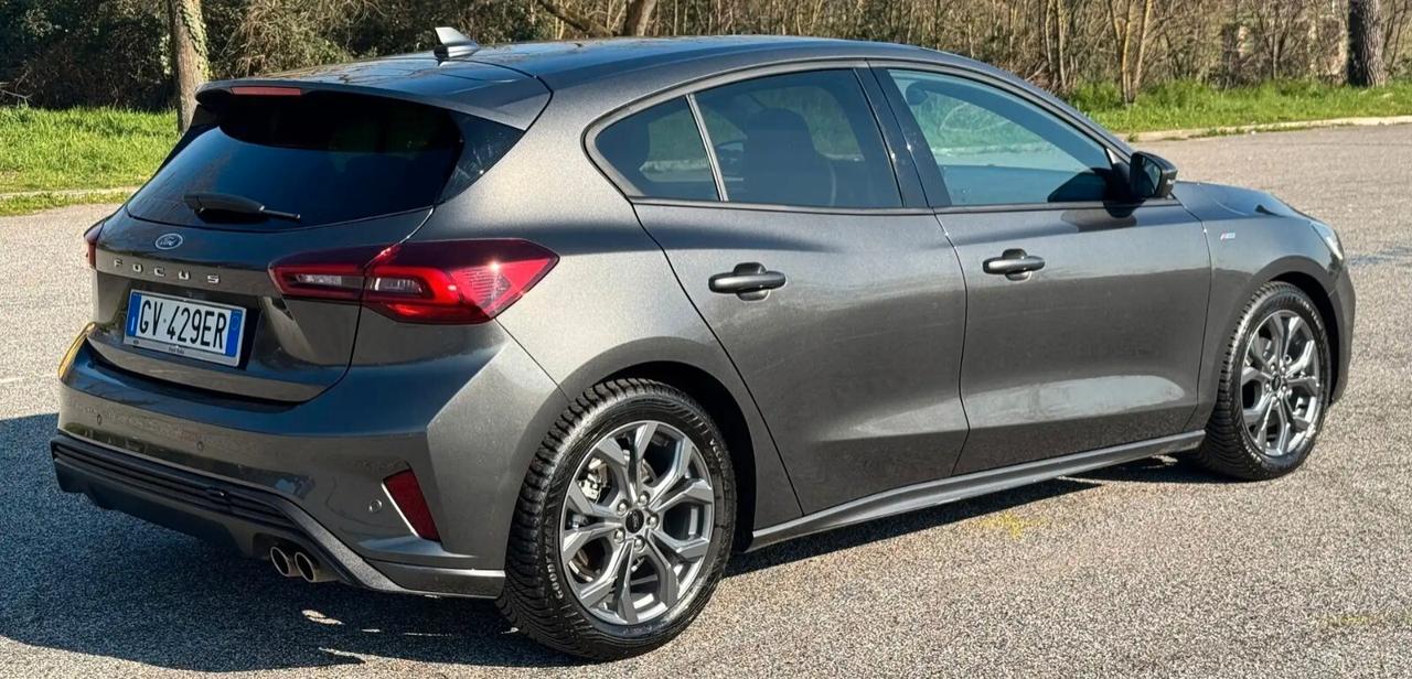 Ford Focus HYB 125CV ST-LINE -NESSUN OBBLIGO DI FINANZIAMENTO