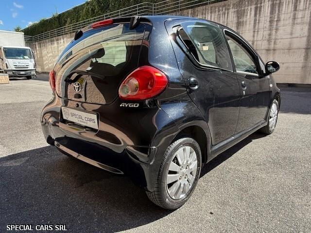Toyota Aygo 1.0 12V VVT-i 5 porte