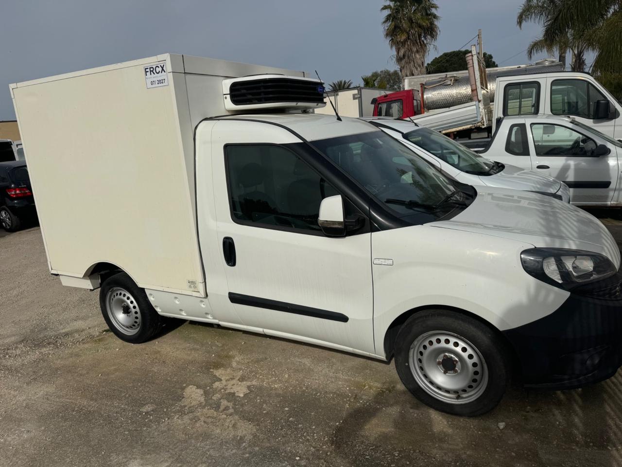 Fiat Doblo 1.6 d frigo surgelati con atp -20 diesel euro6