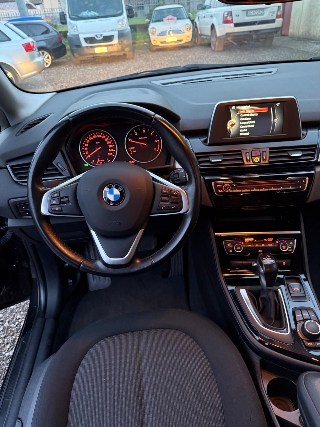 Bmw 2er Active Tourer 218d Luxury