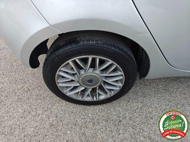 LANCIA Ypsilon 0.9 TwinAir 85 CV 5 porte S&S DFN Gold