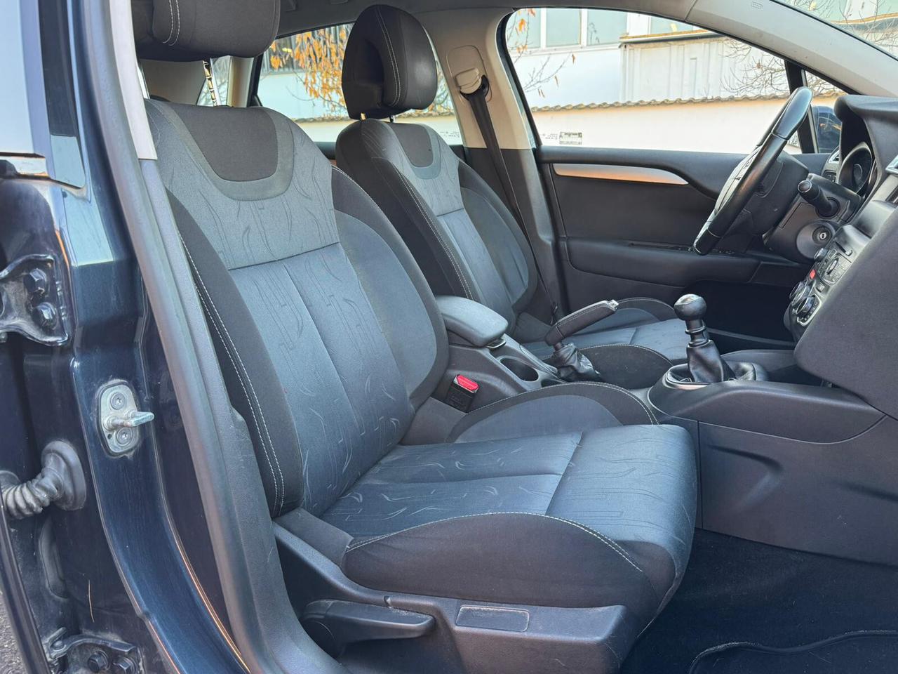 Citroen C4 Berlina 1.6 Neopatentati