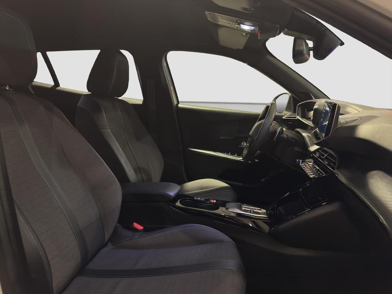 Peugeot 2008 1.5 bluehdi 130cv Allure Pack automatica 2023