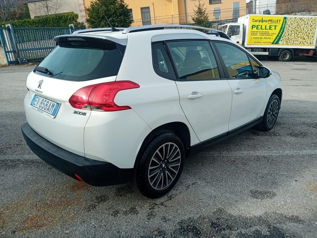 Peugeot 2008 PureTech 82 ETG5 S&S Allure