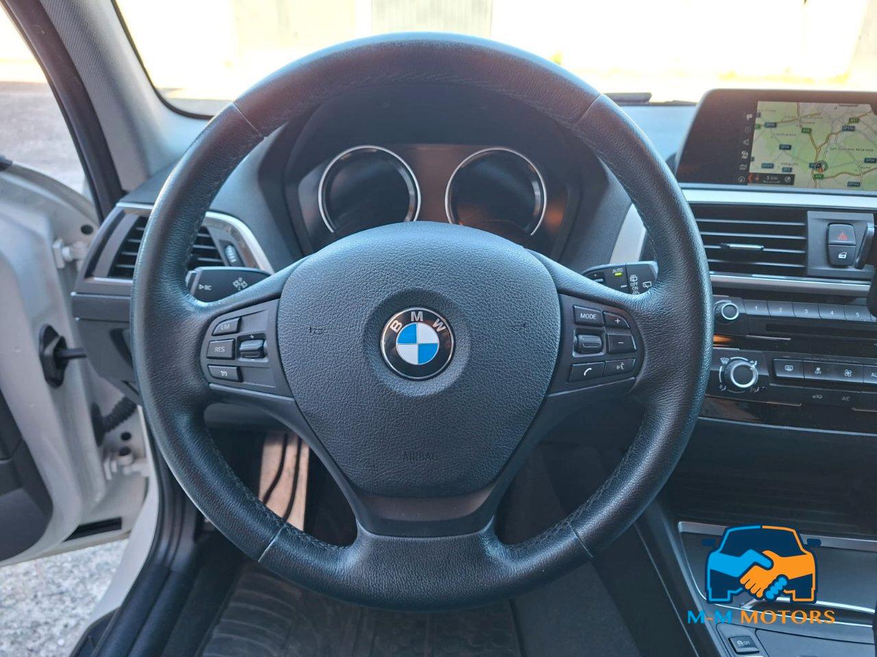 BMW 118 d Advantage 5p auto