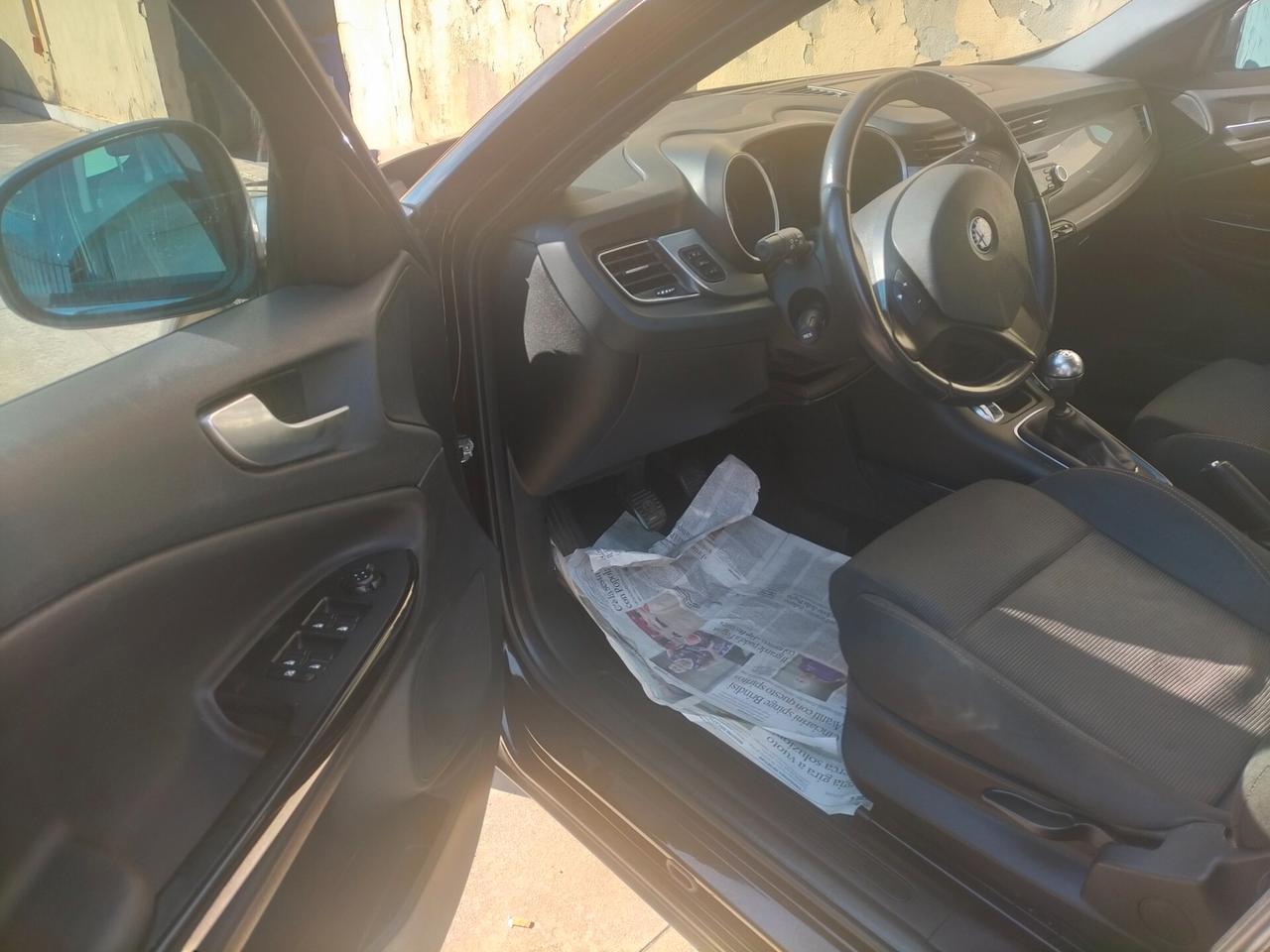Alfa Romeo Giulietta 1.6 JTDm-2 105 CV Distinctive