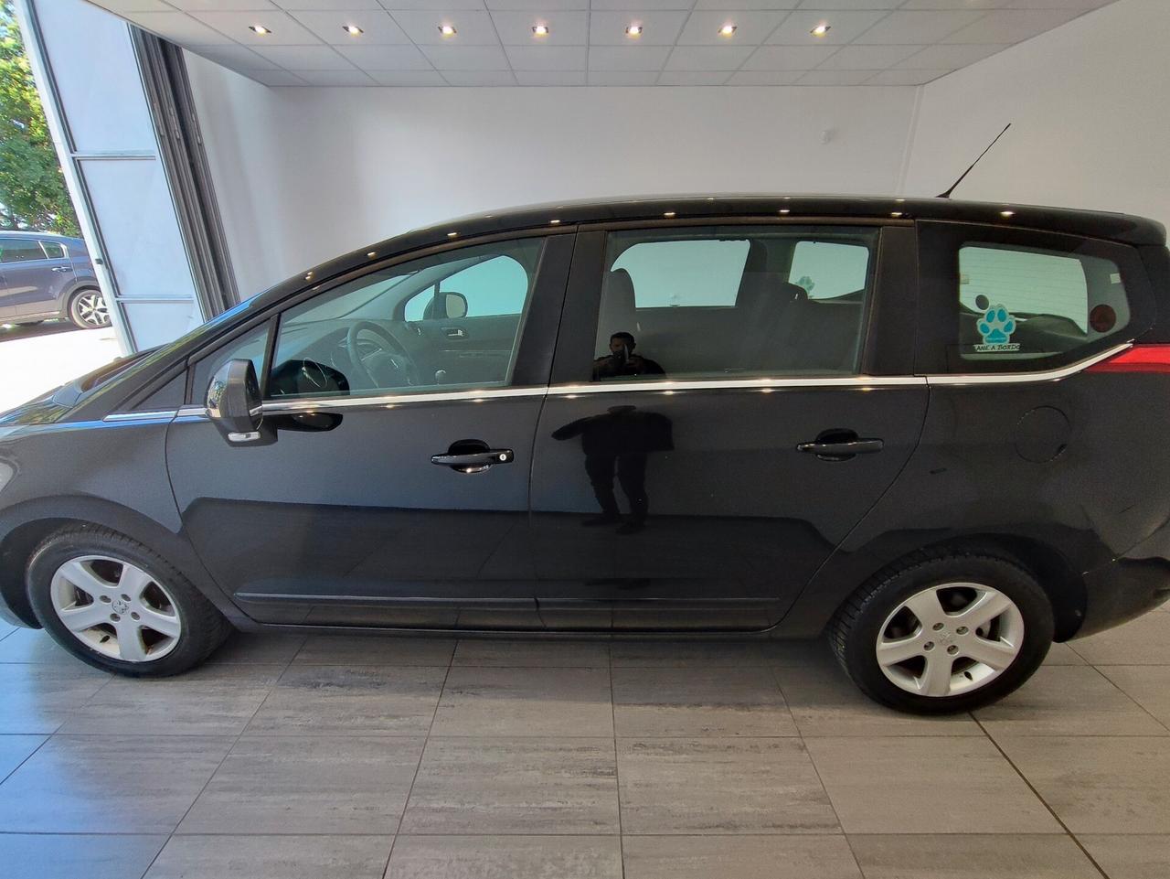 Peugeot 5008 1.6 HDi Business
