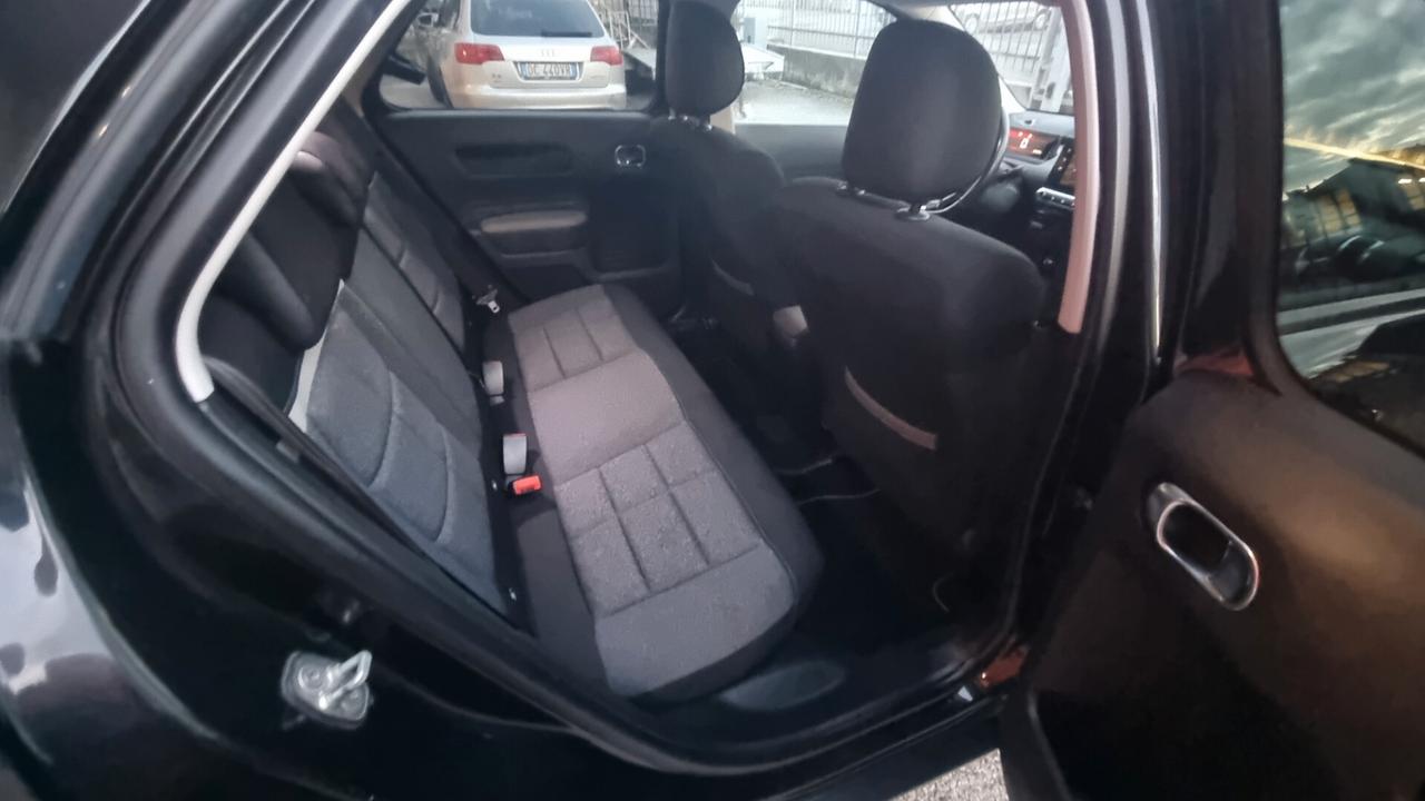 Citroen C4 Cactus BlueHDi 100 Shine