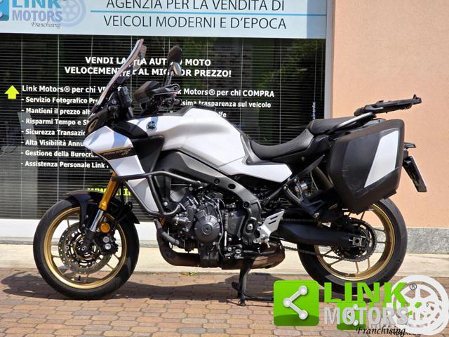 YAMAHA Tracer 9 GT Tris Quick-Shifter Tris di borse originali.
