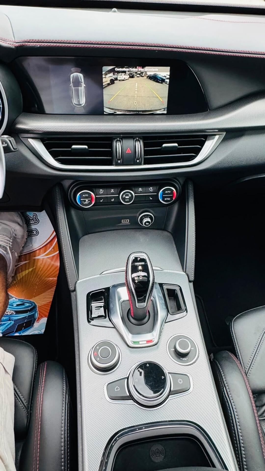 Alfa Romeo Stelvio 2.0 Turbo 280 CV AT8 Q4 Competizione