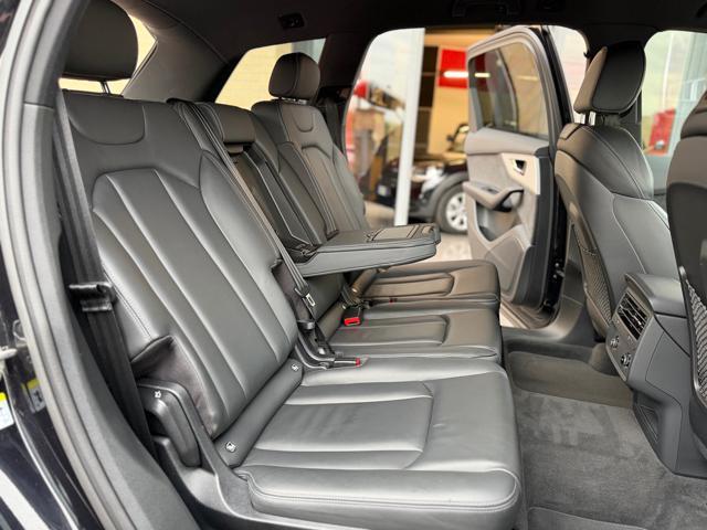 AUDI Q7 45 TDI quattro tiptronic Business SPORT (S LINE )