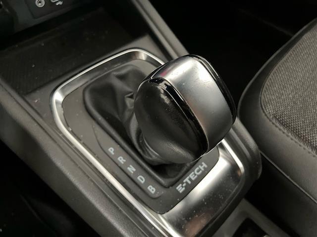 RENAULT Captur 1.6 E-Tech full hybrid Rive Gauche 145cv auto