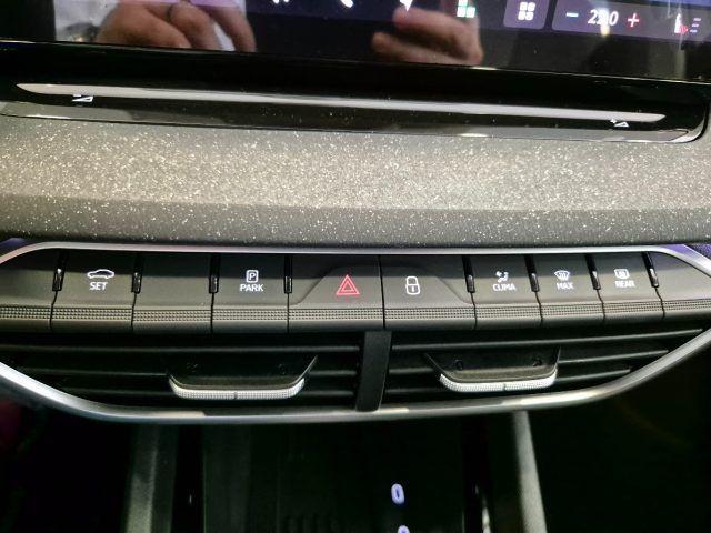 SKODA Octavia Wagon 2.0 TDI EVO SCR DSG Executive N1 Autocarro