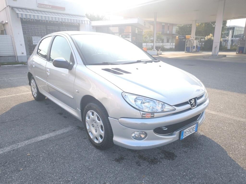 PEUGEOT 206+- BENZINA- OK NEOPATENTATI