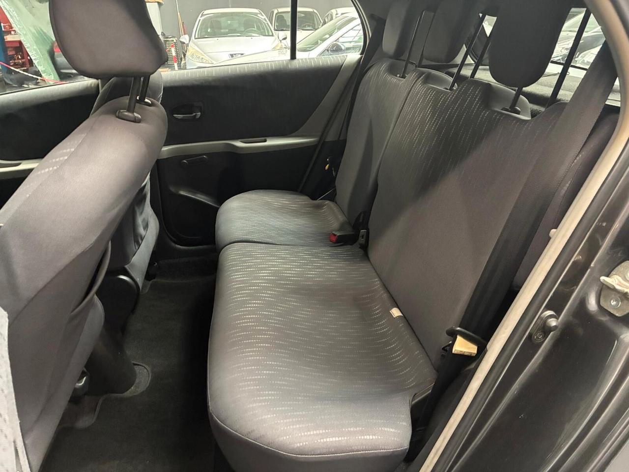 Toyota Yaris 1.3 5 porte Sol