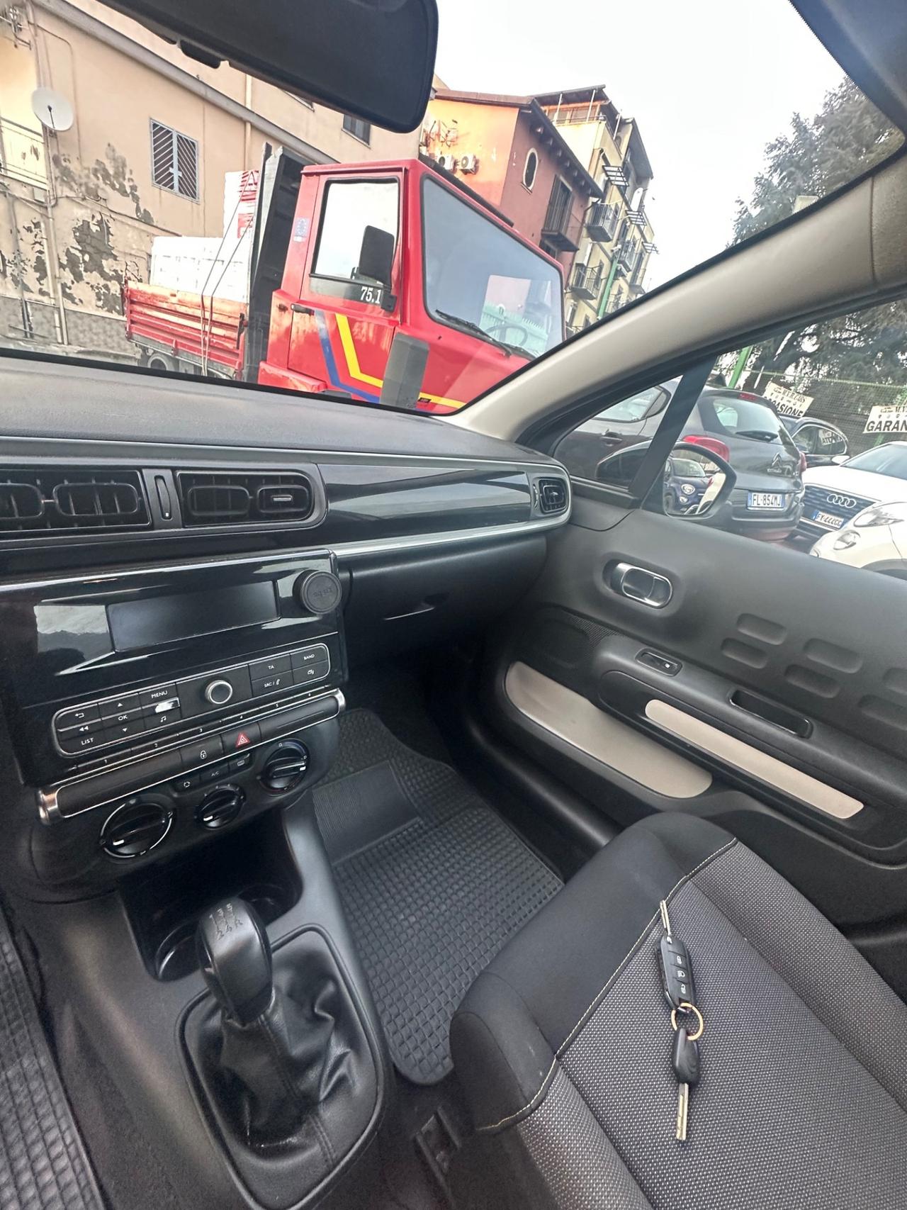 Citroen C3 PureTech 82 GPL Shine