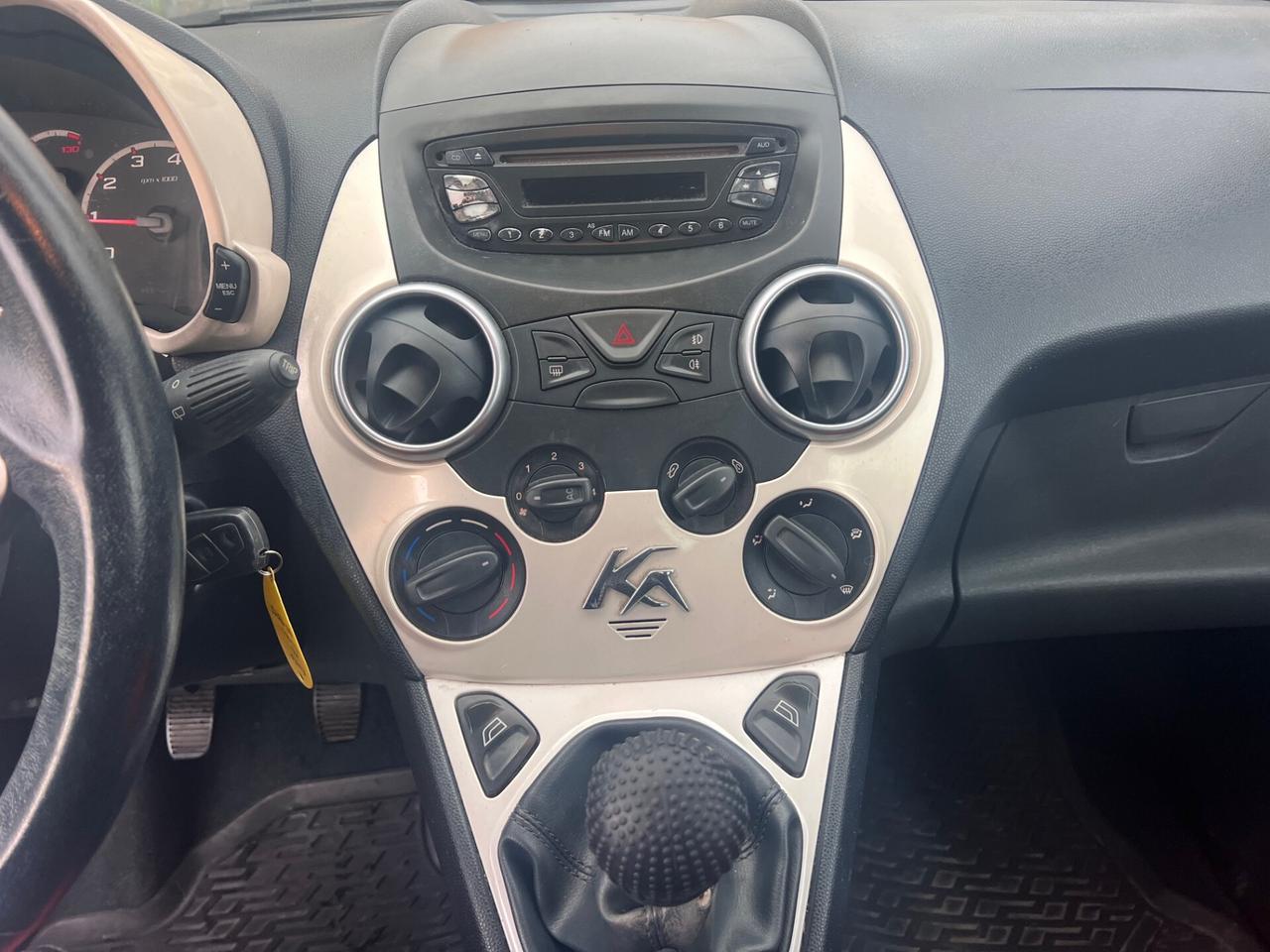 Ford Ka 1.3 TDCi 75CV Titanium