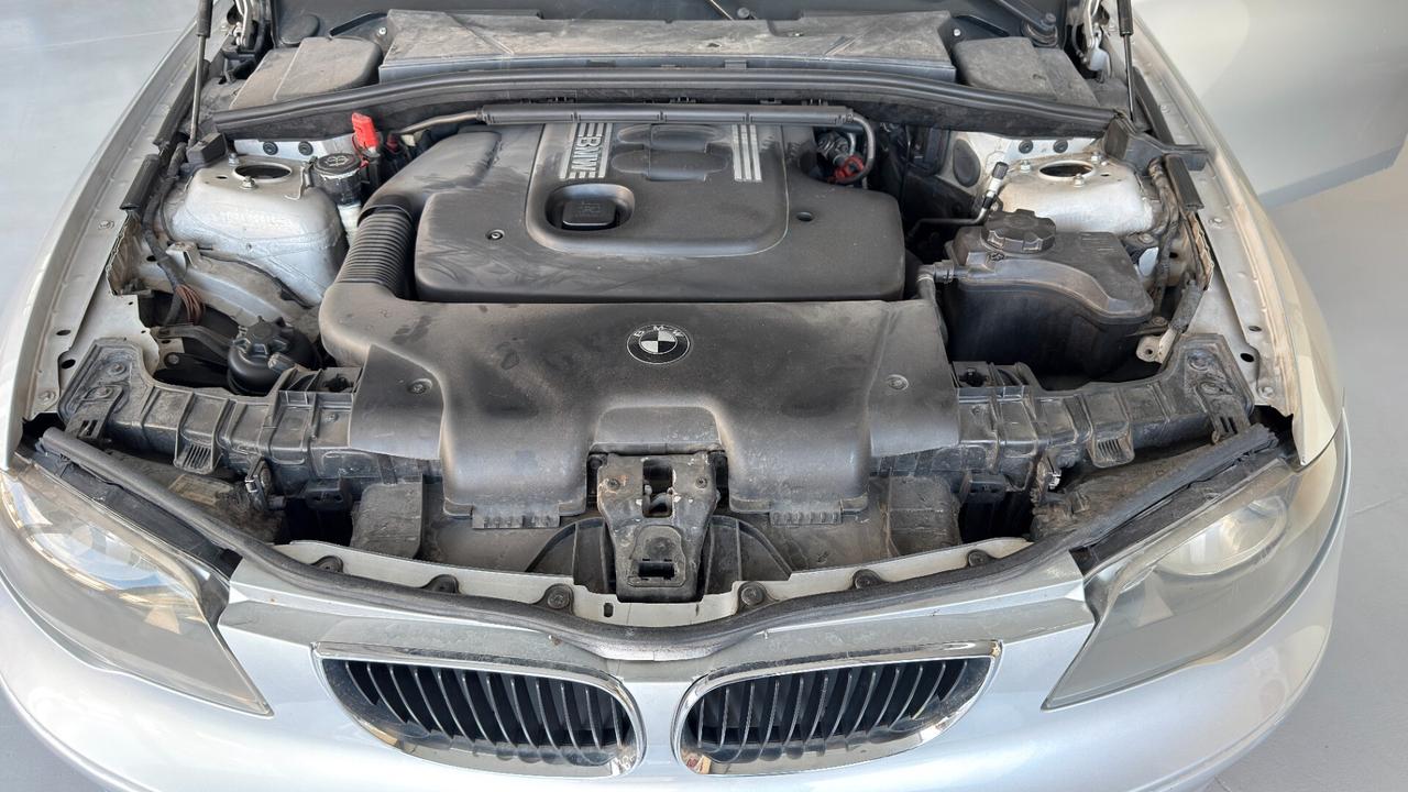 Bmw 120 120d cat 5 porte Futura