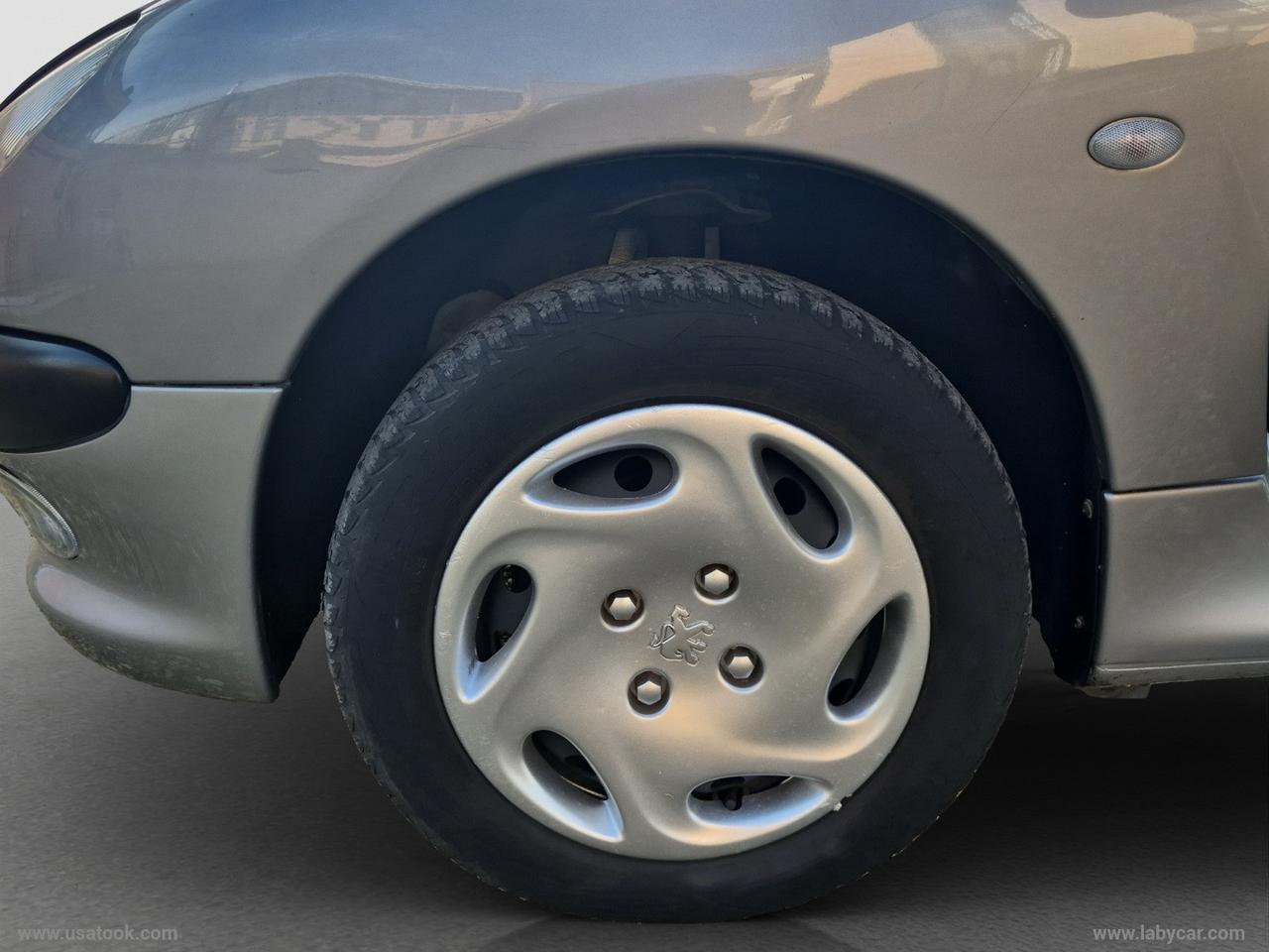 PEUGEOT 206 1.4 5p. ADATTA ANCHE A NEOPATENTATI