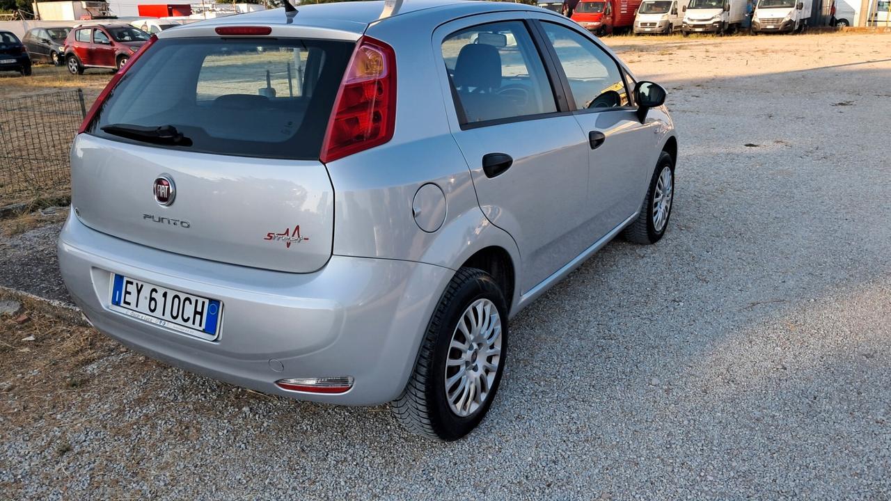 Fiat Punto 1.4 8V 5 porte Natural Power Street