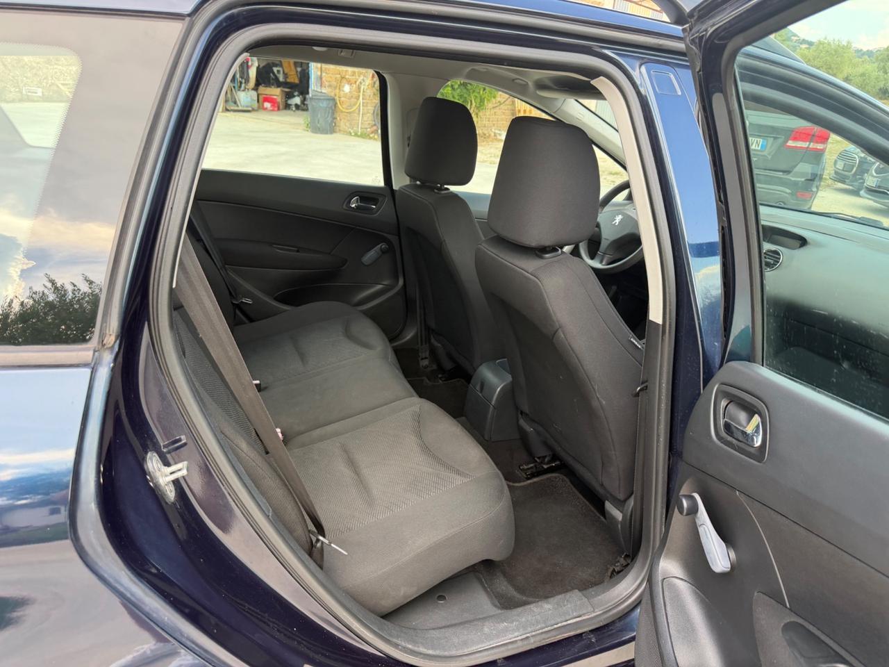 Peugeot 308 1.6 8V HDi 93CV FAMILIARE