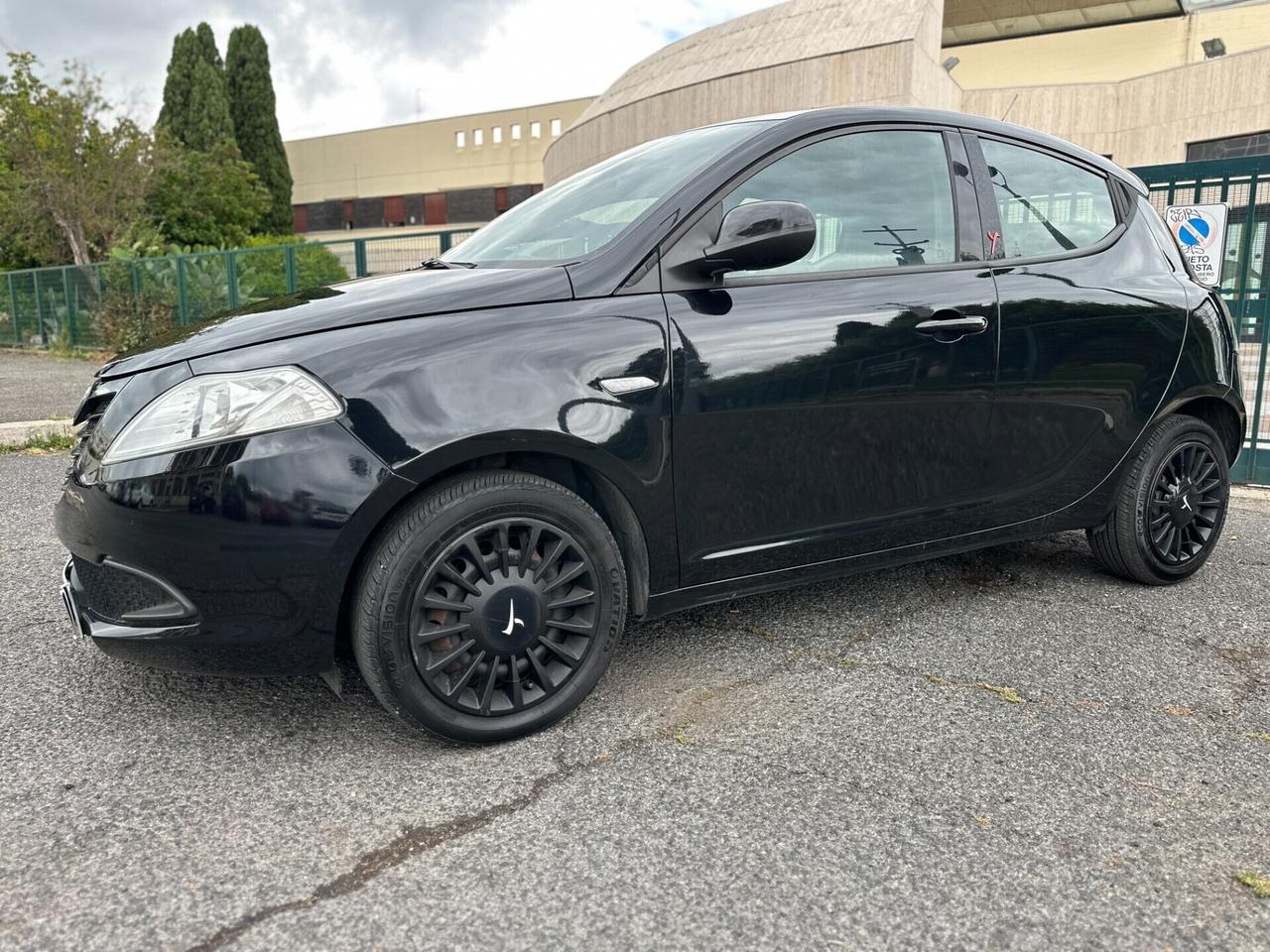 Lancia Ypsilon 1.2 69cv GPL rinnovato 2039 GARANZI