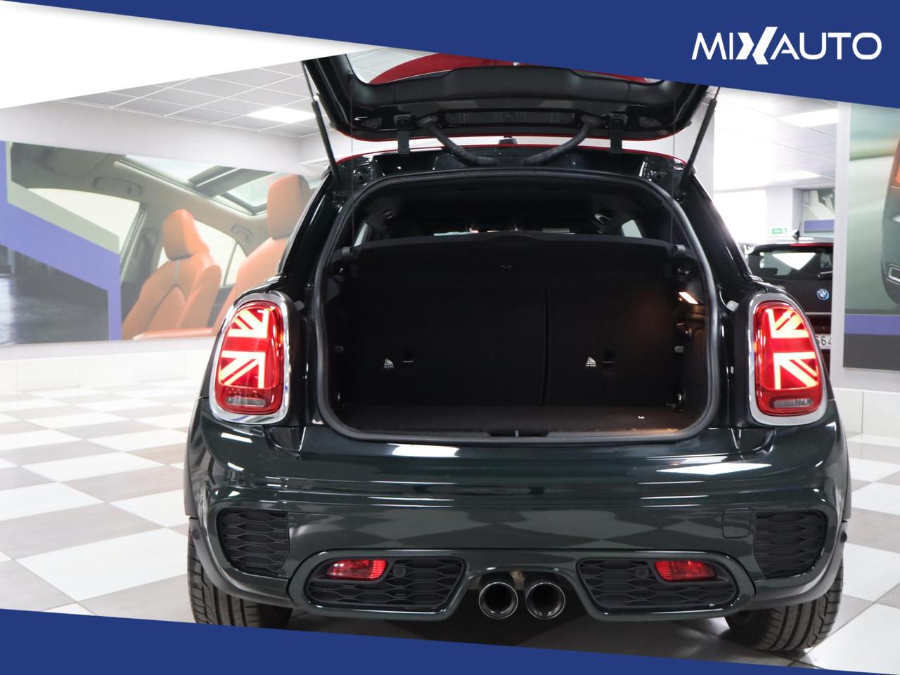 MINI John Cooper Works 2.0 3P. John Cooper Works AUT