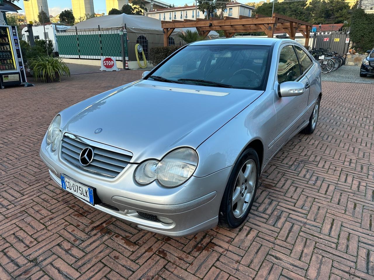 Mercedes-benz C 180 C 180 Kompressor TPS cat Elegance