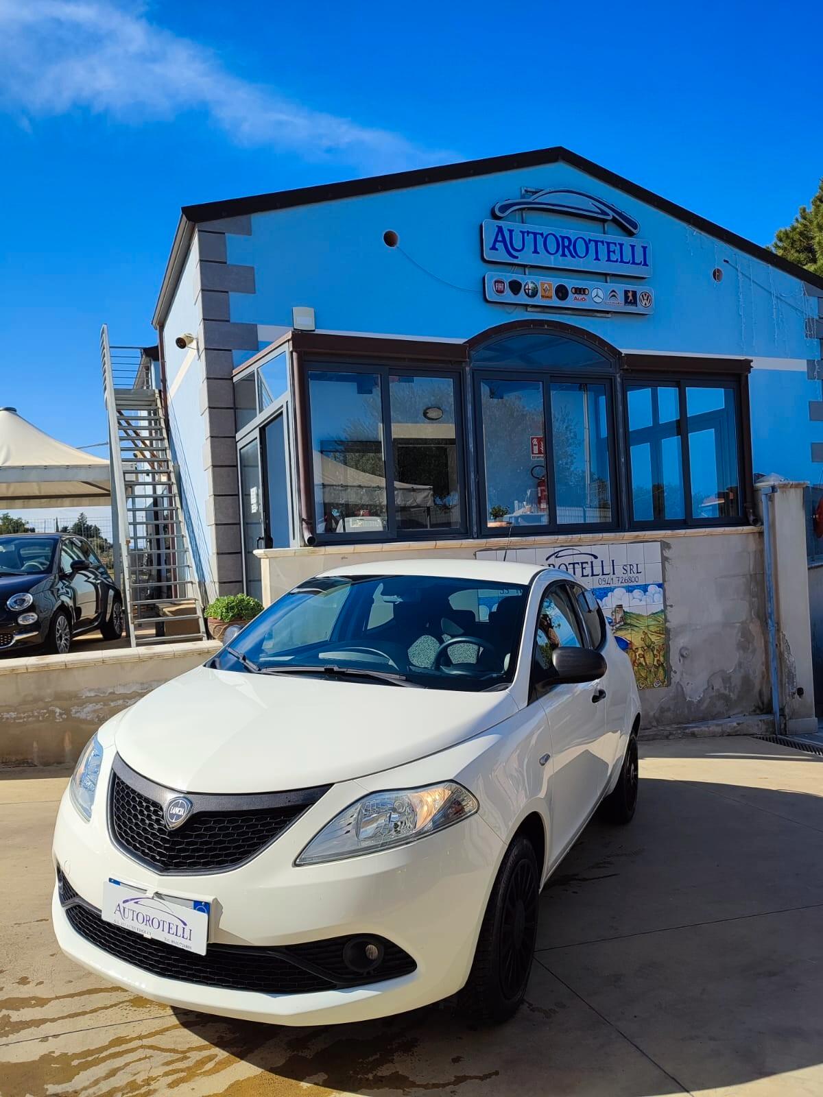 Lancia Ypsilon 1.2 69 CV 5 porte S&S Elefantino Blu