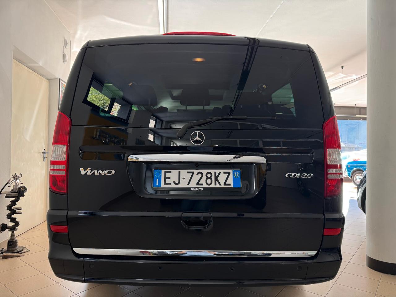 MERCEDES-BENZ VIANO 3.0cc 225CV V6 TD. 8 POSTI *IVA*