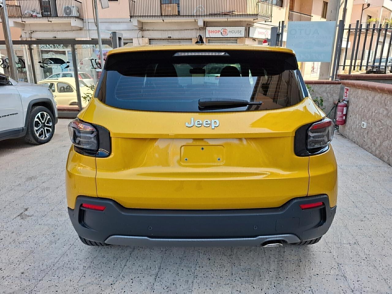 NUOVA JEEP AVENGER 1.2 BENZINA 1OO CV LONGITUDINE PLUS € 23900,00