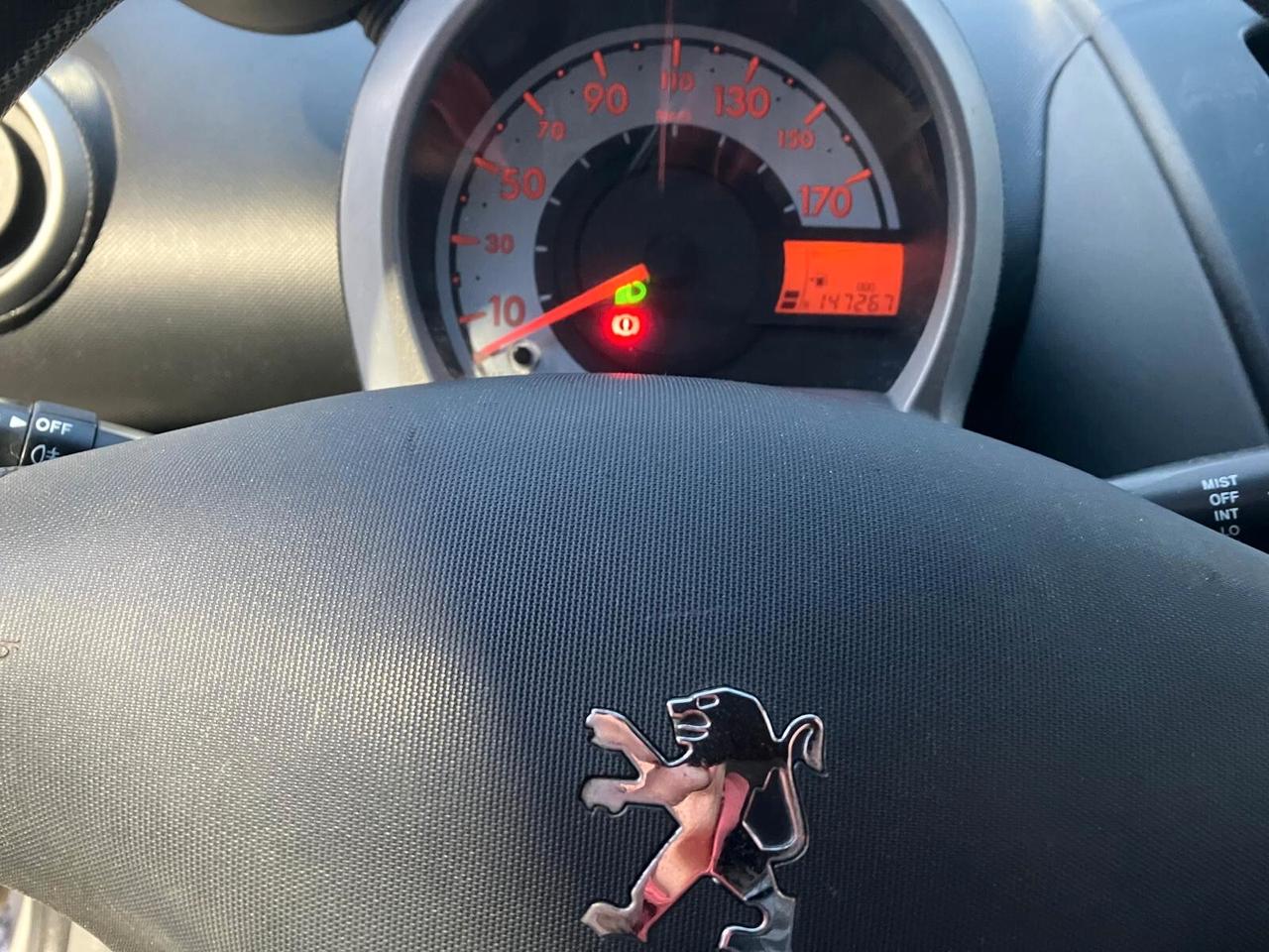 Peugeot 107 1.0 68CV 5p. URBAN MOVE