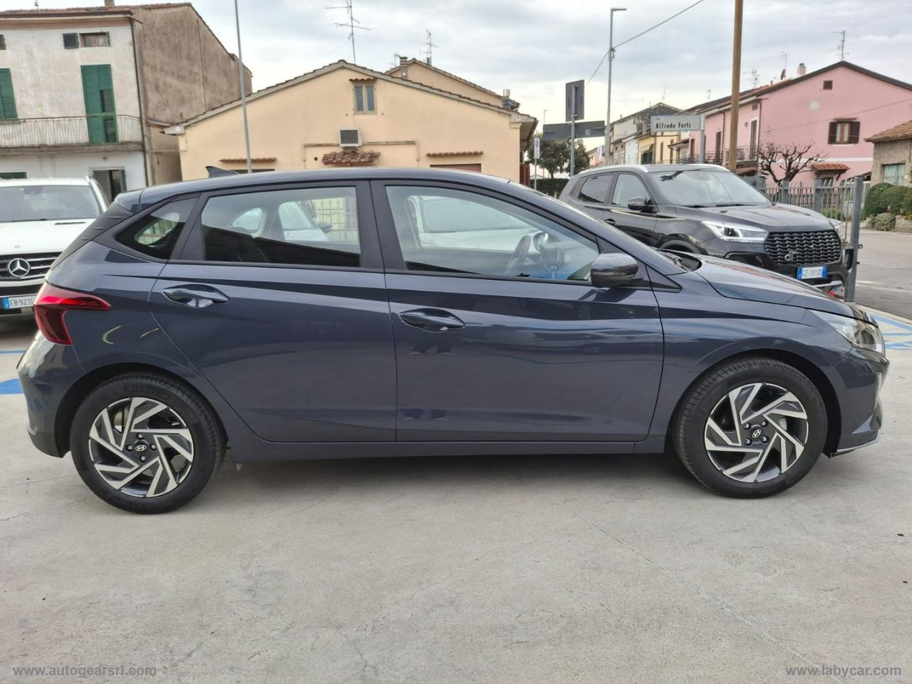 HYUNDAI i20 1.2 MPI MT Connectline