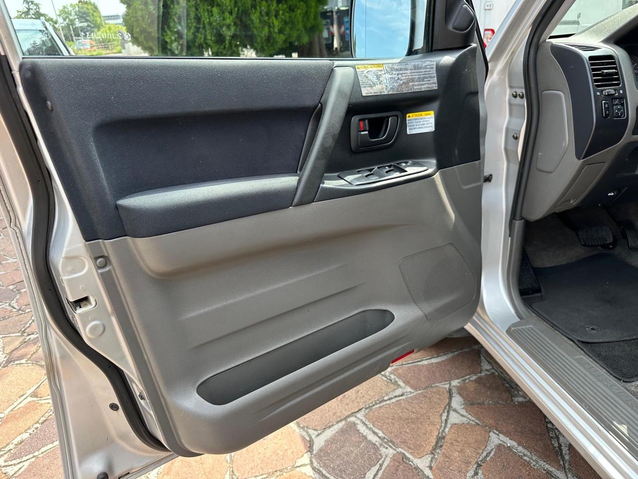 Mitsubishi Pajero 3.2 16V DI-D 5p. GLS2 C. AUTOMATICO