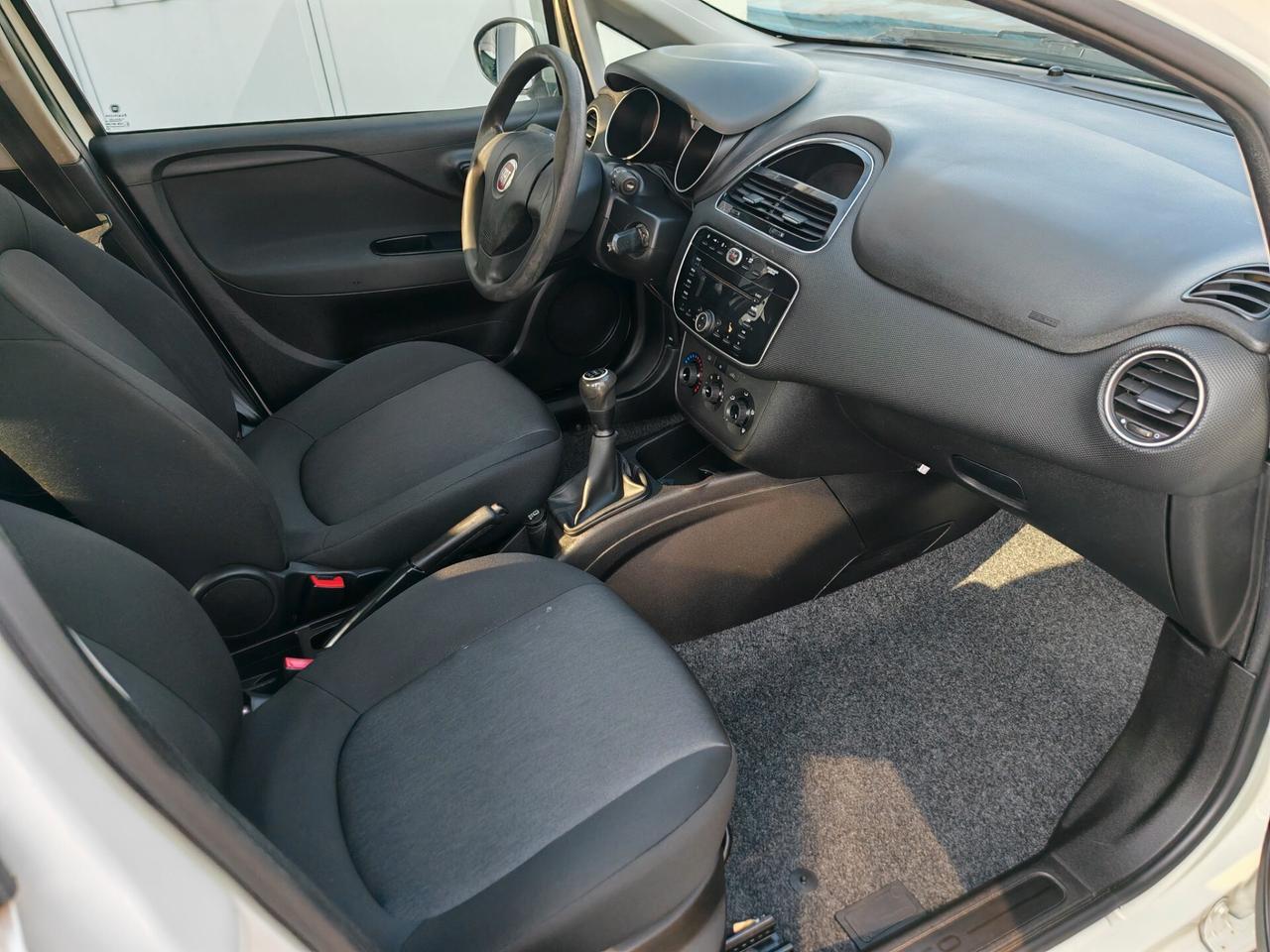 Fiat Punto 1.3 MJT II S&S 95 CV 5 porte Street