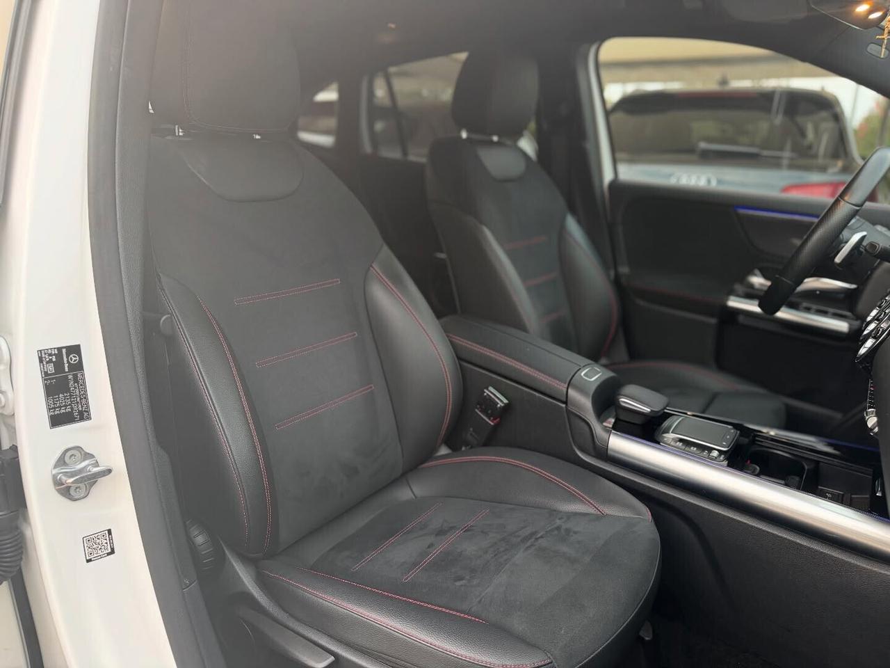 MERCEDES GLA 200d PREMIUM AMG