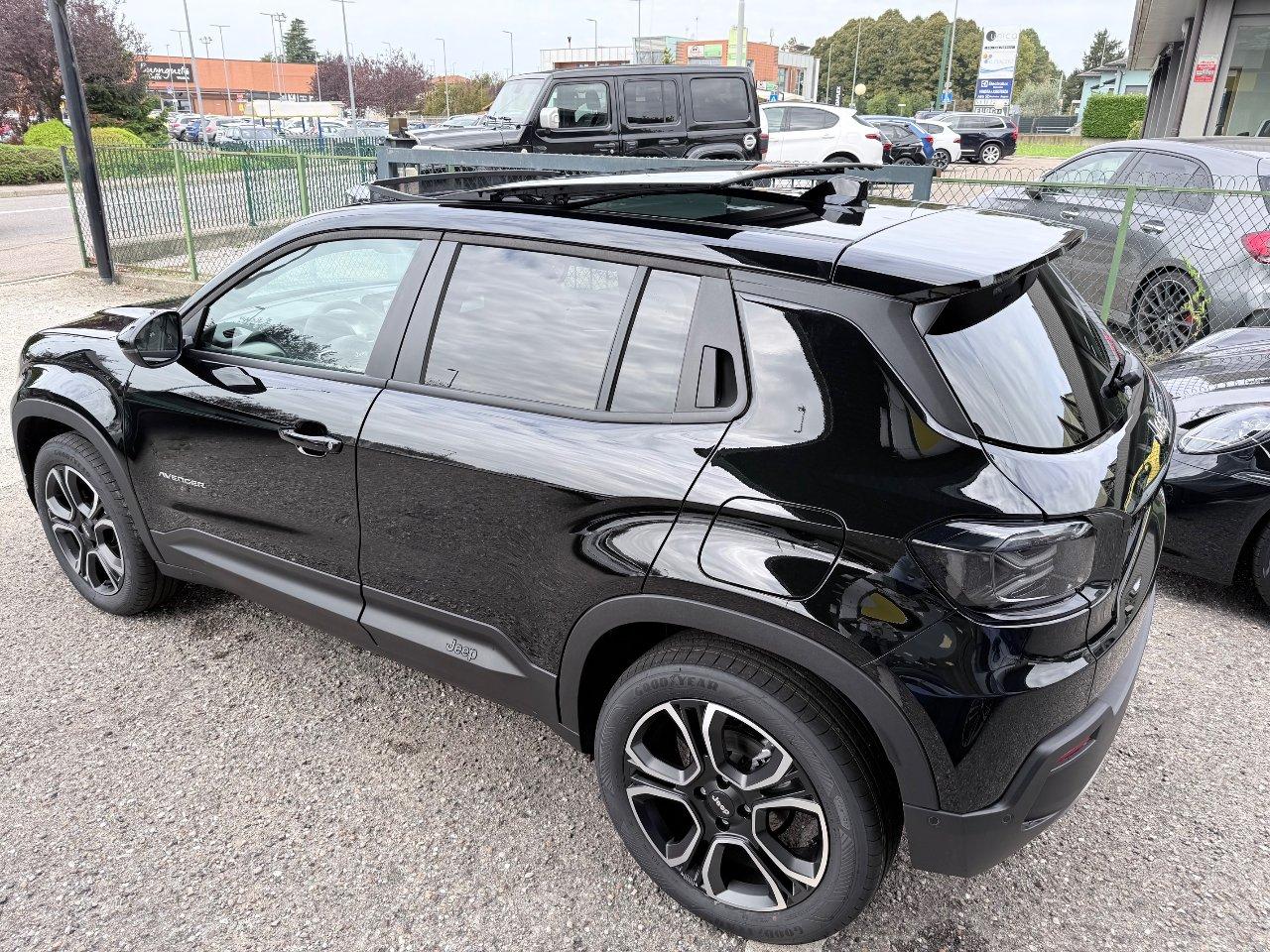 Jeep Avenger 1.2 turbo e-hybrid mhev Summit fwd 110cv edct6