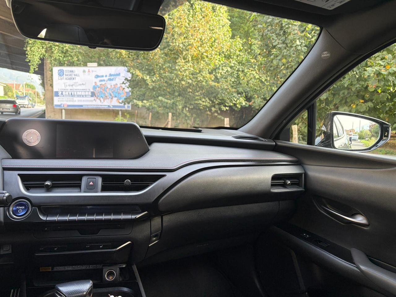 Lexus UX 2.0 Hybrid 152cv Tetto F Sport