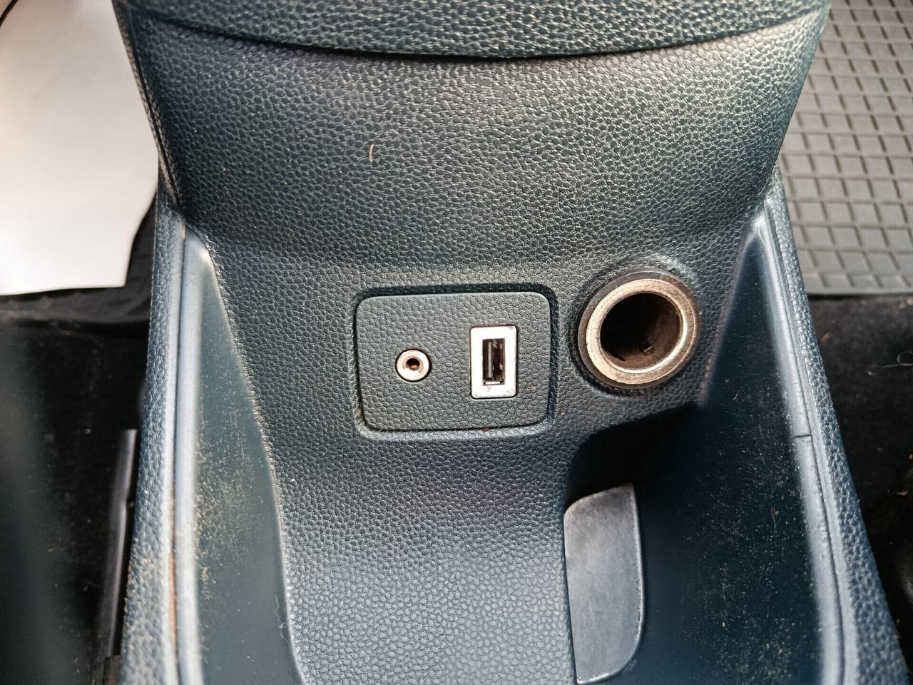 Ford Fiesta 1.4 TDCi 70CV 5p. Titanium