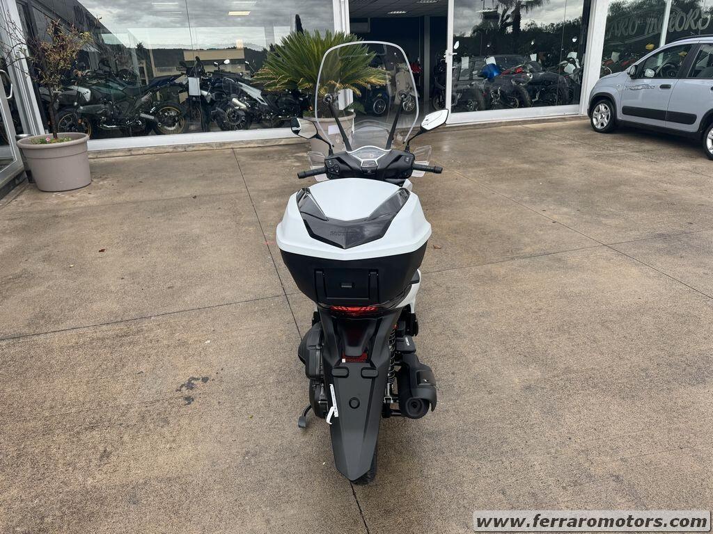 HONDA SH 125 sport NUOVO PRONTA CONSEGNA