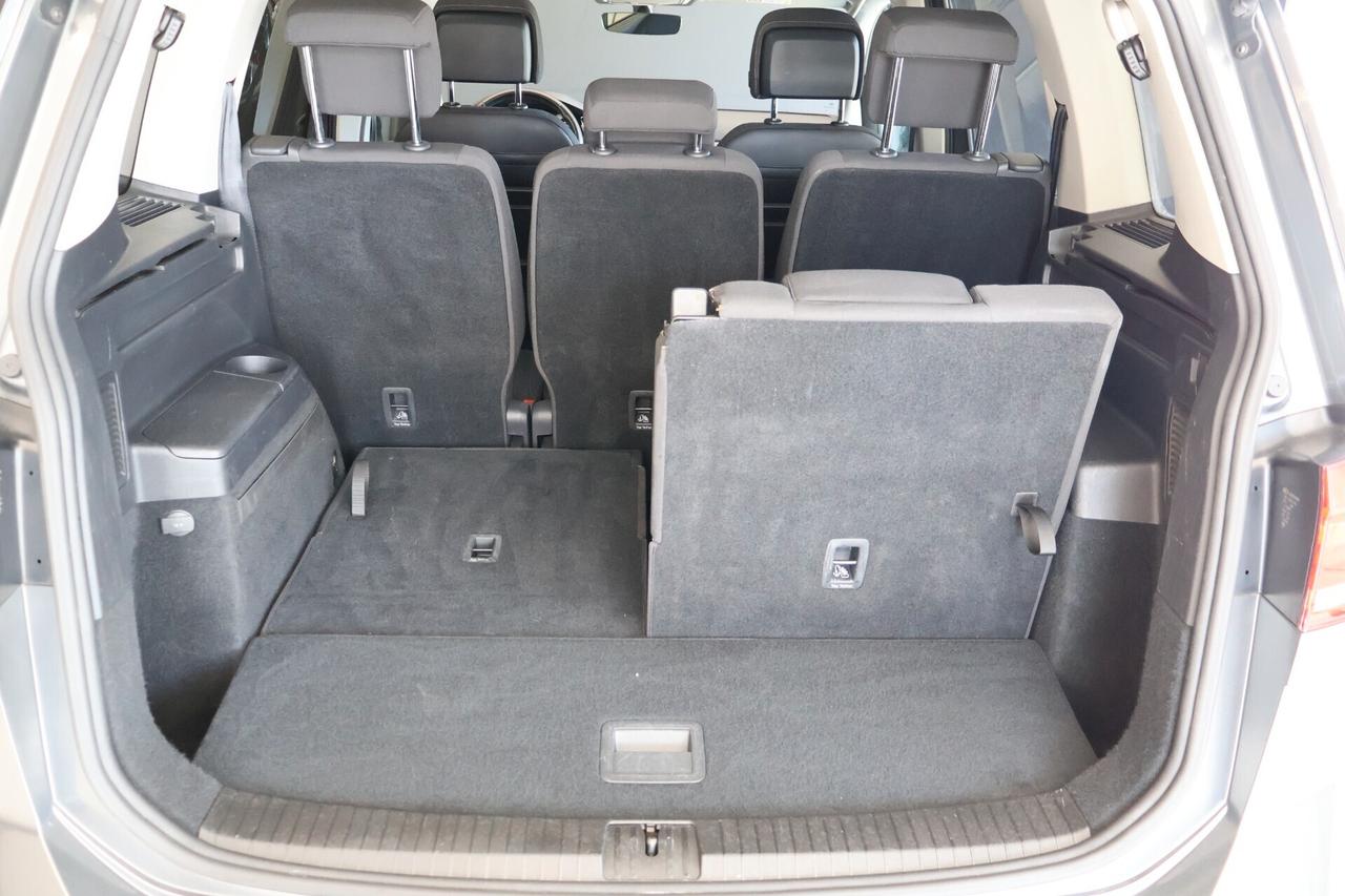 Volkswagen Touran 2.0 TDI 115 CV DSG IVA ESCLUSA 7 posti