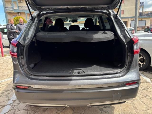 Nissan Qashqai 1.5 dci N-Connecta 115cv