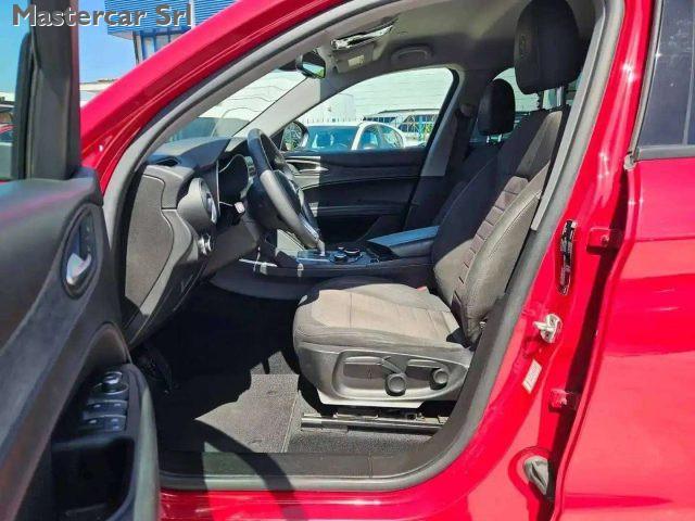 ALFA ROMEO Stelvio Stelvio 2.2 t Sport Tech rwd 160cv auto - FY068PJ