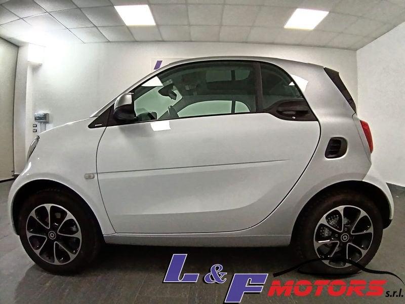 smart fortwo 70 1.0 52kW passion