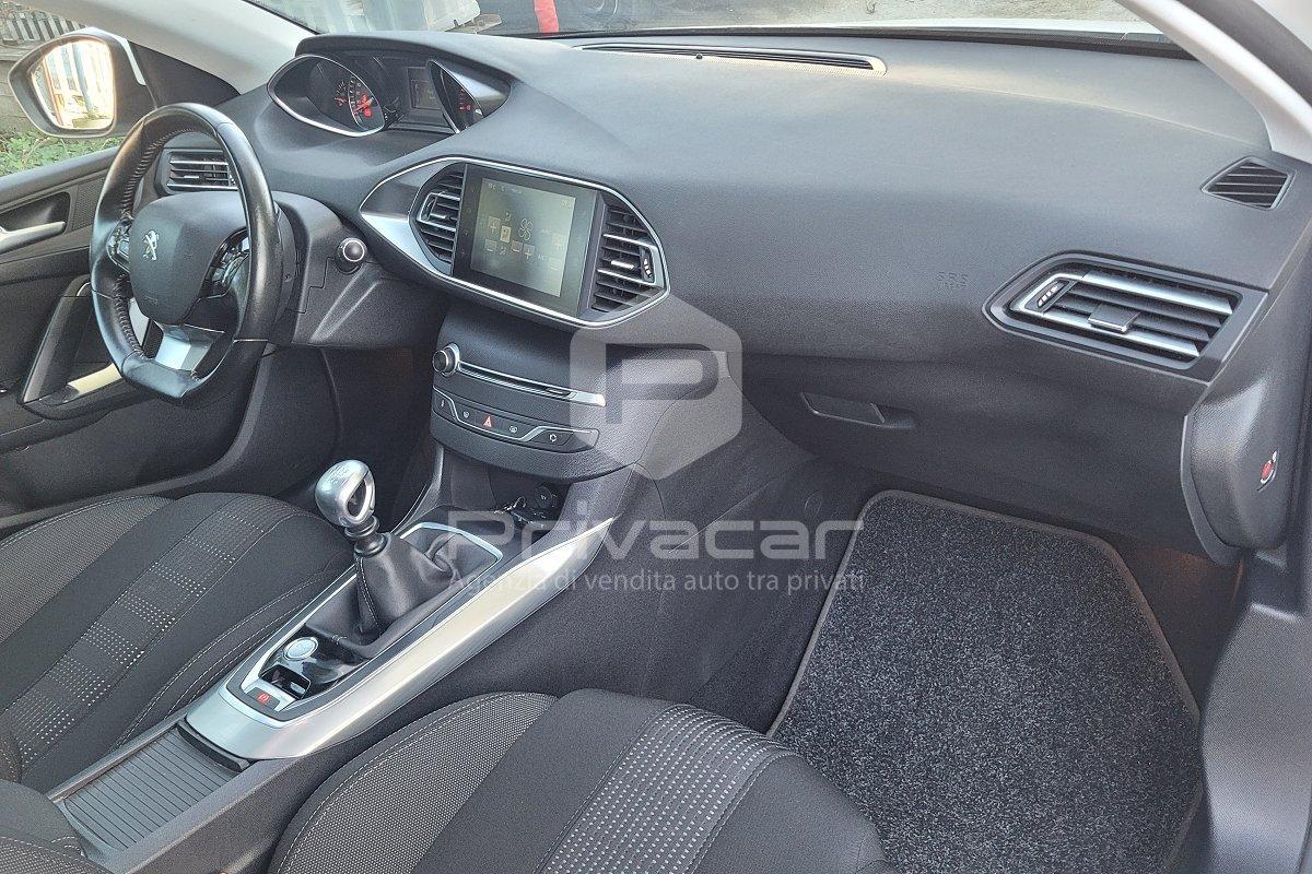 PEUGEOT 308 BlueHDi 120 S&S Business